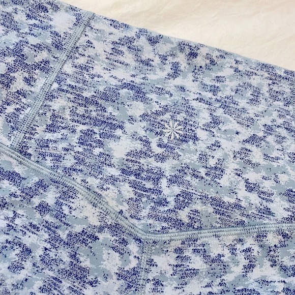 Athleta Elation Textured 7/8 Tight - Picture 3 of 6